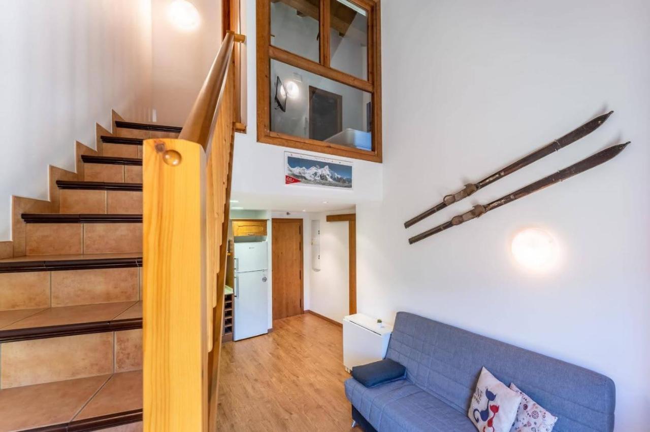 Apartamentsaloriaburg Farrera Eksteriør billede